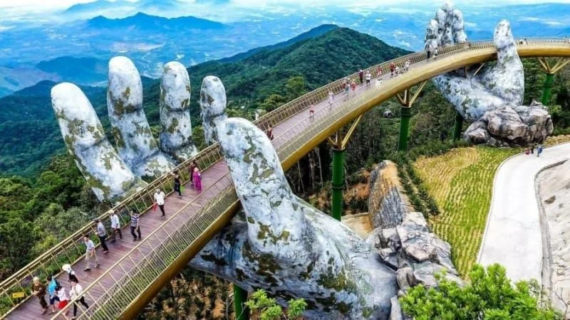 Du lịch SKD