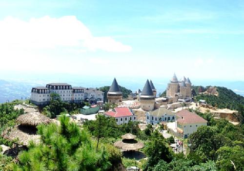 Đà Nẵng - Bán Đảo Sơn Trà - Hội An - Bà Nà Hills - Cố Đô Huế - Phong Nha hoặc Thiên Đường 5 Ngày 4 Đêm
